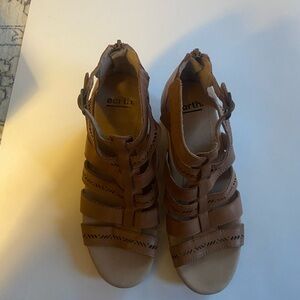 Earth Women's Tan Strappy Sandals